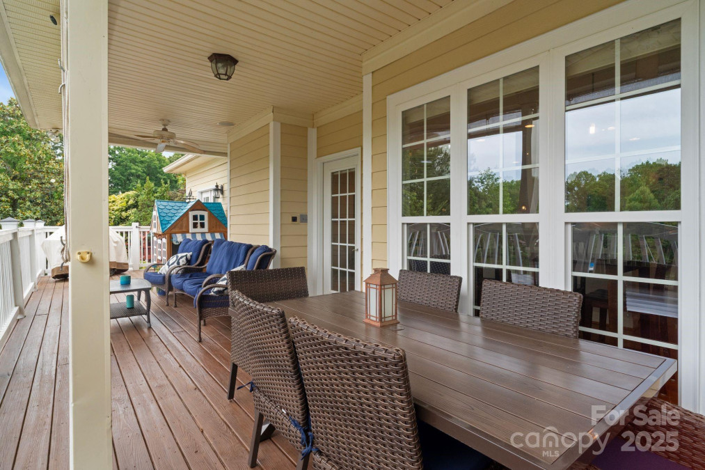7471 Barfield Ln Denver, NC 28037
