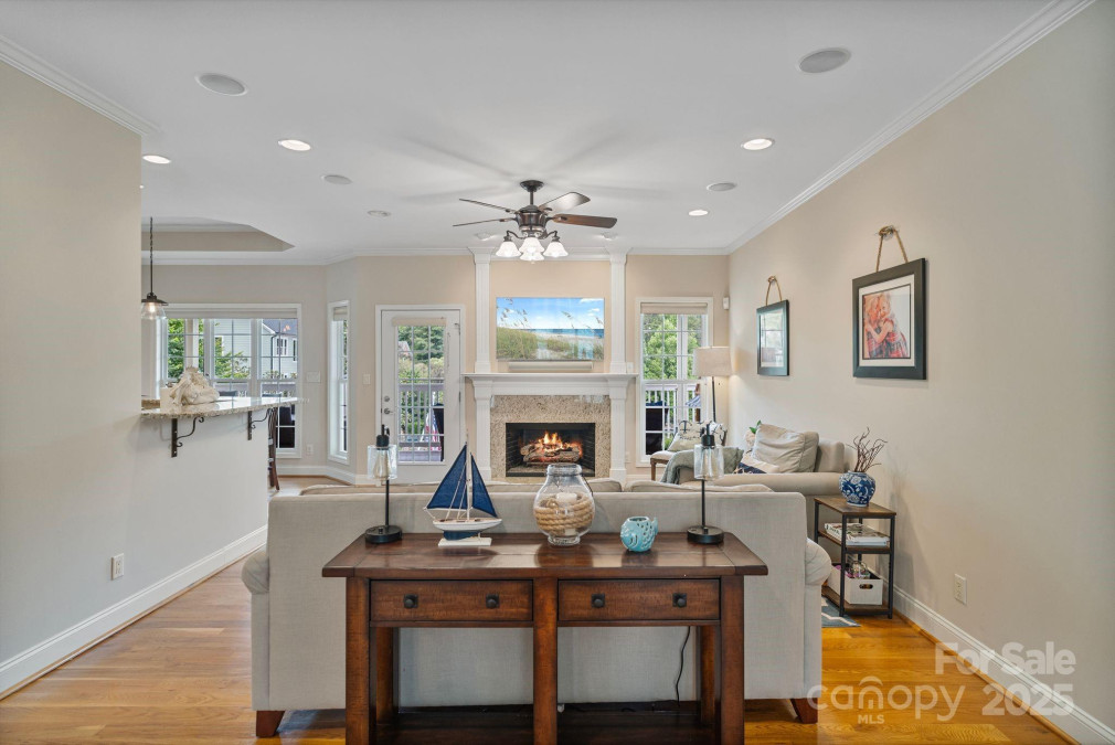 7471 Barfield Ln Denver, NC 28037
