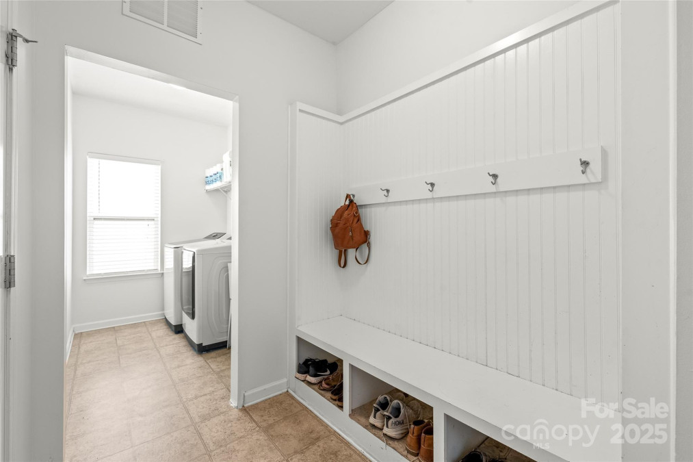 306 Fesperman Cir Troutman, NC 28166