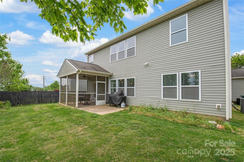306 Fesperman Cir Troutman, NC 28166