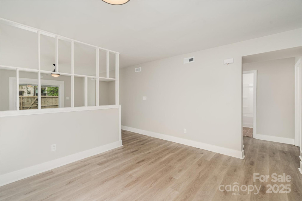 8325 Knights Bridge Rd Charlotte, NC 28210