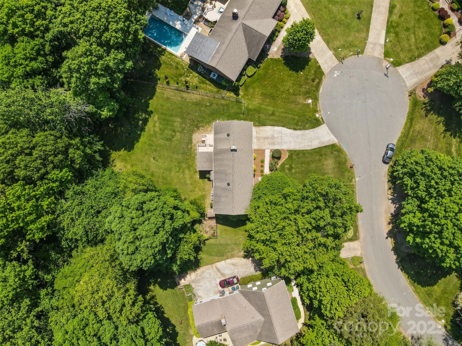 16565 Kimbolten Dr Huntersville, NC 28078