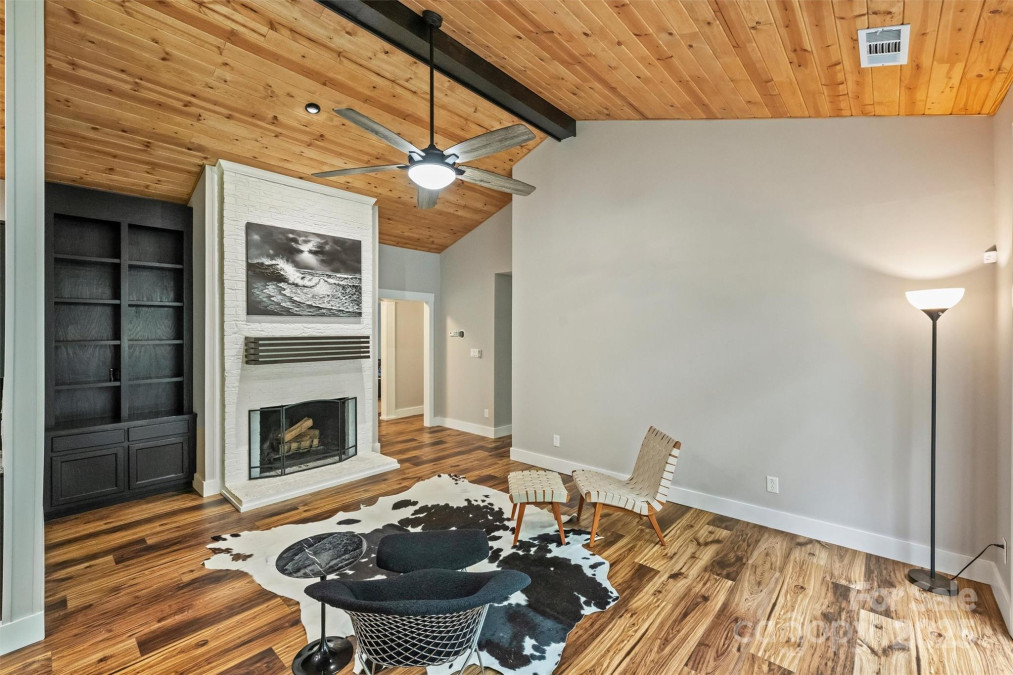 616 Trailing Rock Dr Charlotte, NC 28214