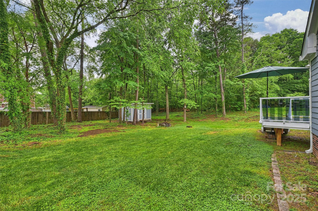 616 Trailing Rock Dr Charlotte, NC 28214