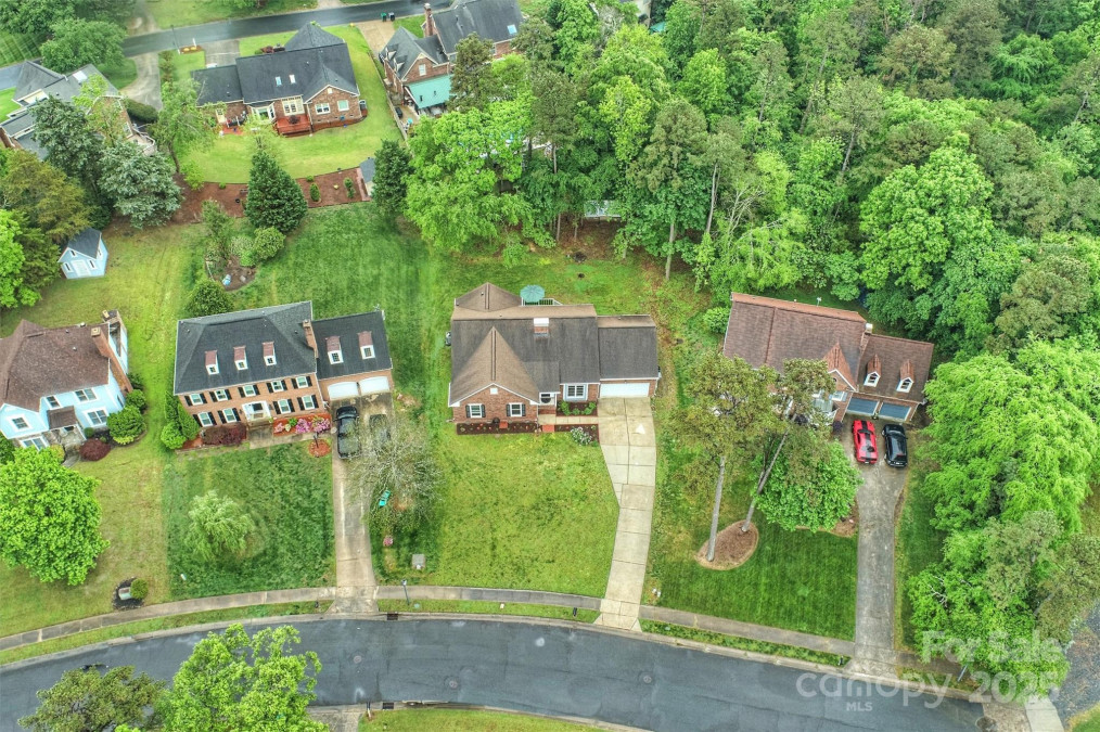 616 Trailing Rock Dr Charlotte, NC 28214