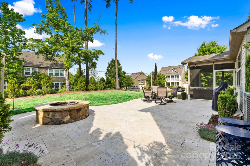 106 Sweet Briar Dr Fort Mill, SC 29707