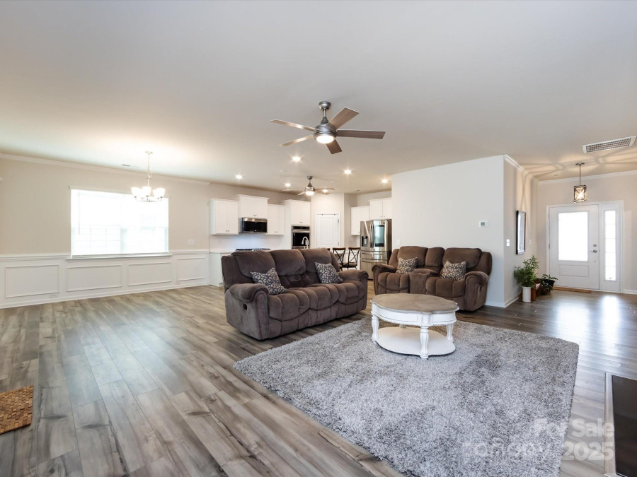 3199 Windhaven Ln Tega Cay, SC 29708