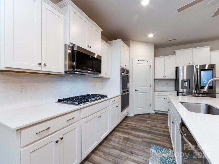 3199 Windhaven Ln Tega Cay, SC 29708