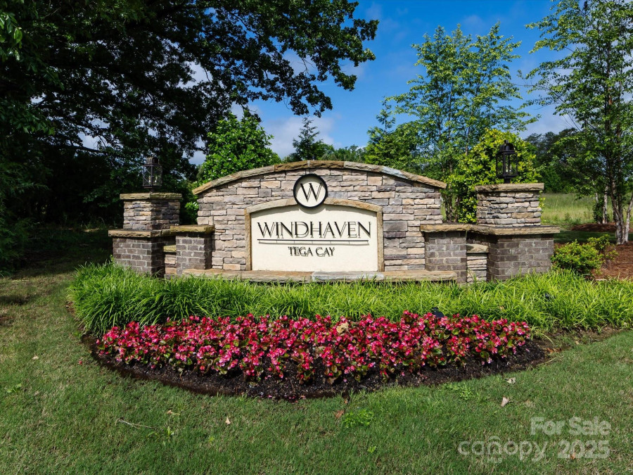 3199 Windhaven Ln Tega Cay, SC 29708