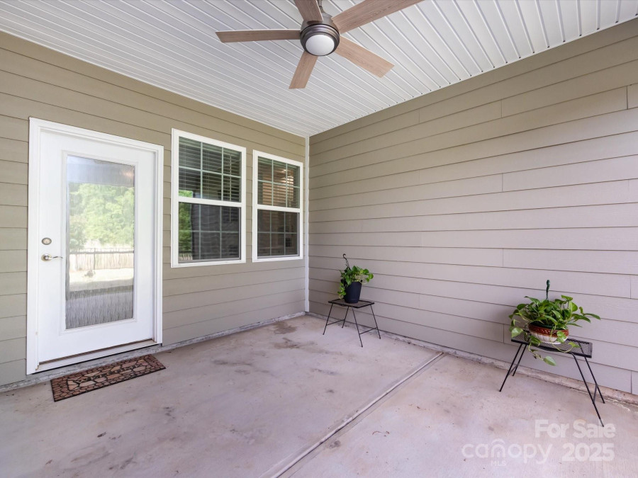 3199 Windhaven Ln Tega Cay, SC 29708