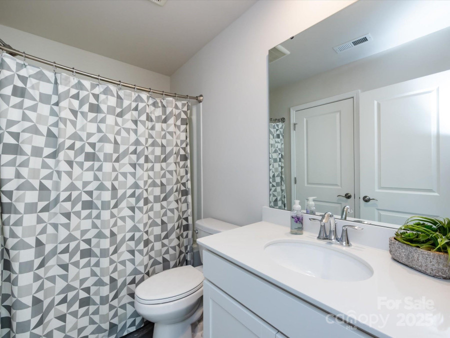 3199 Windhaven Ln Tega Cay, SC 29708