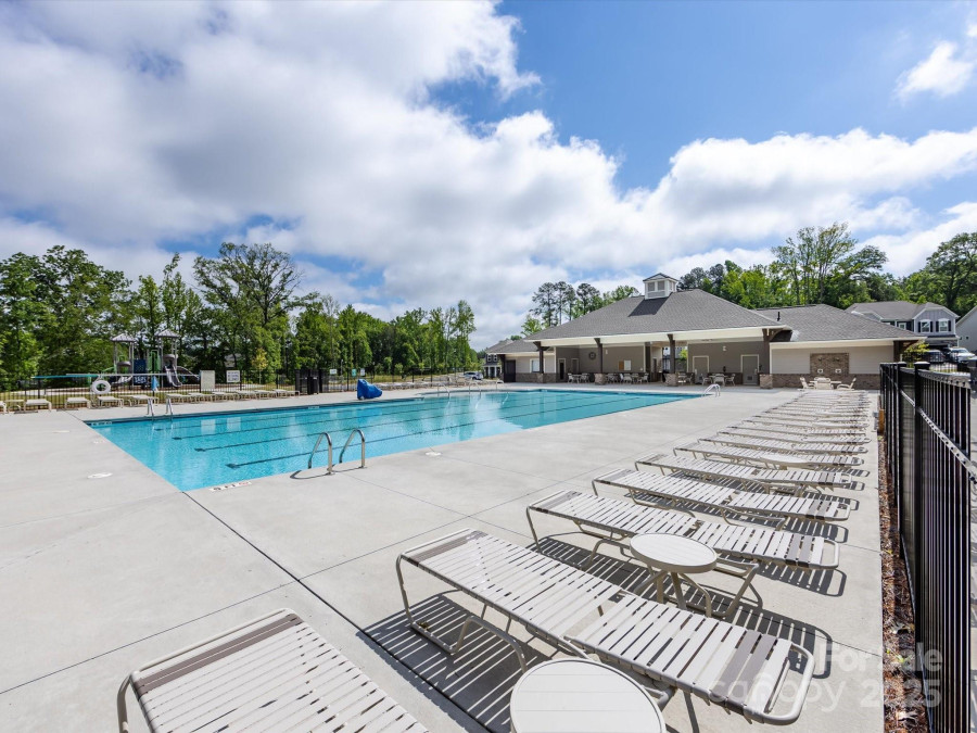 3199 Windhaven Ln Tega Cay, SC 29708