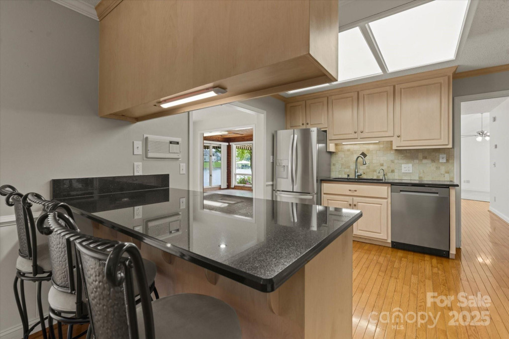 273 Leeward Point Loop Taylorsville, NC 28681