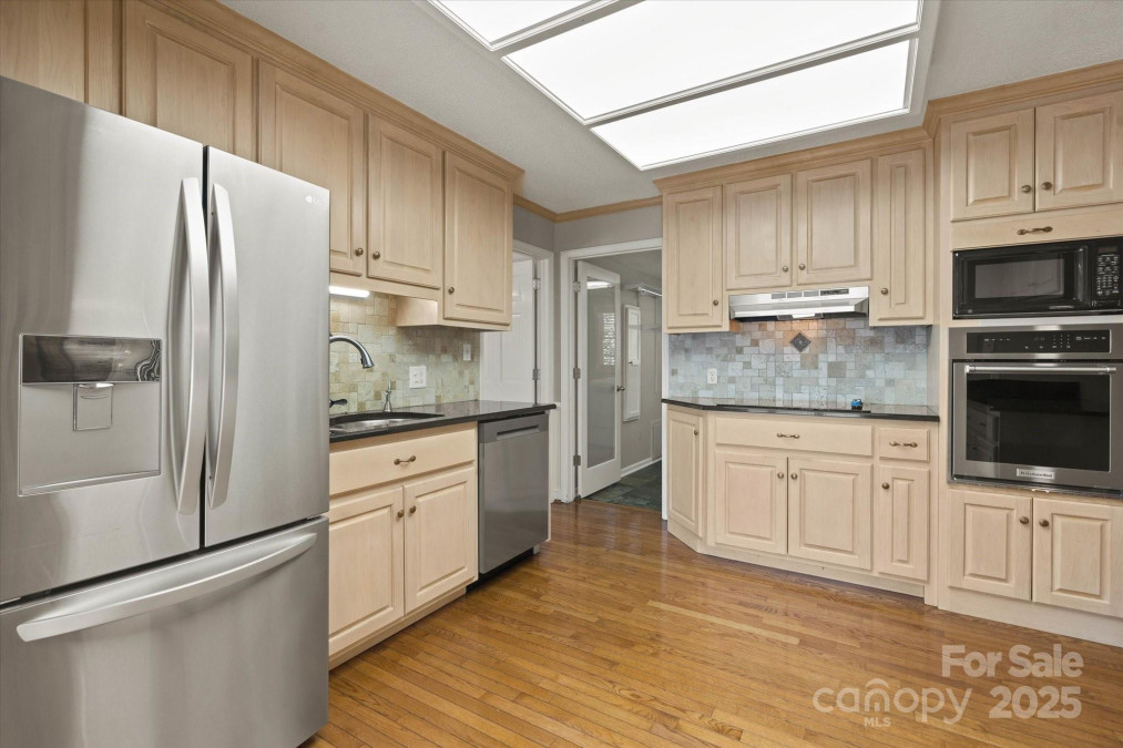 273 Leeward Point Loop Taylorsville, NC 28681