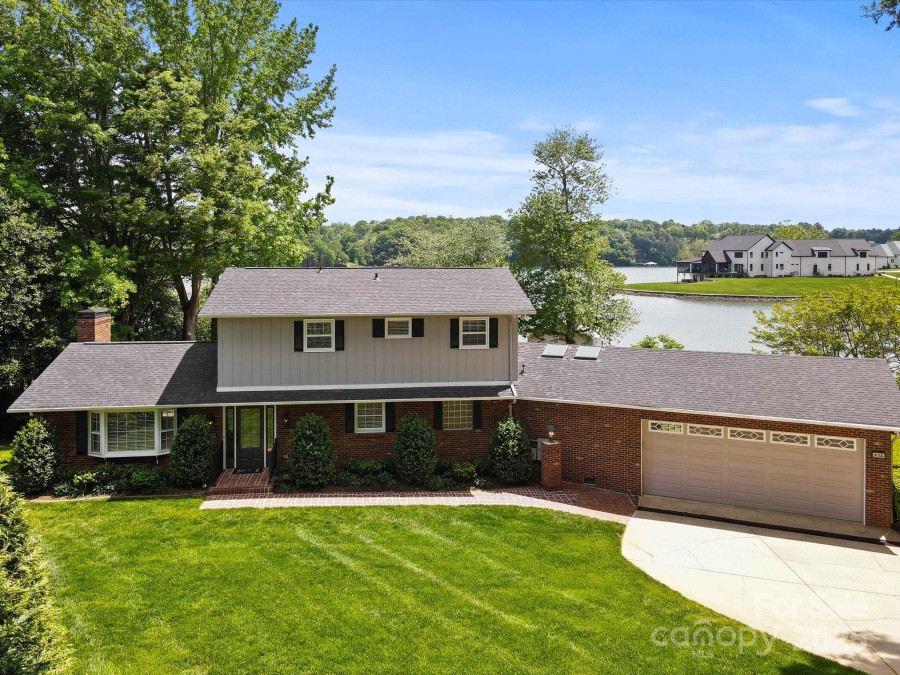 273 Leeward Point Loop Taylorsville, NC 28681