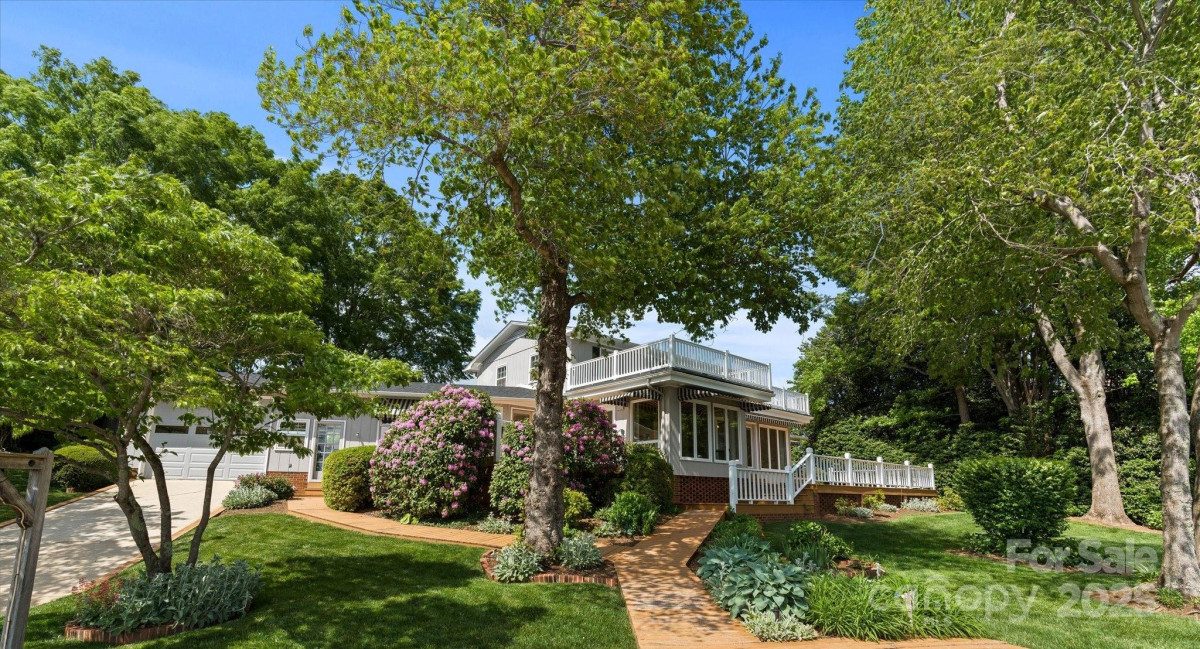 273 Leeward Point Loop Taylorsville, NC 28681