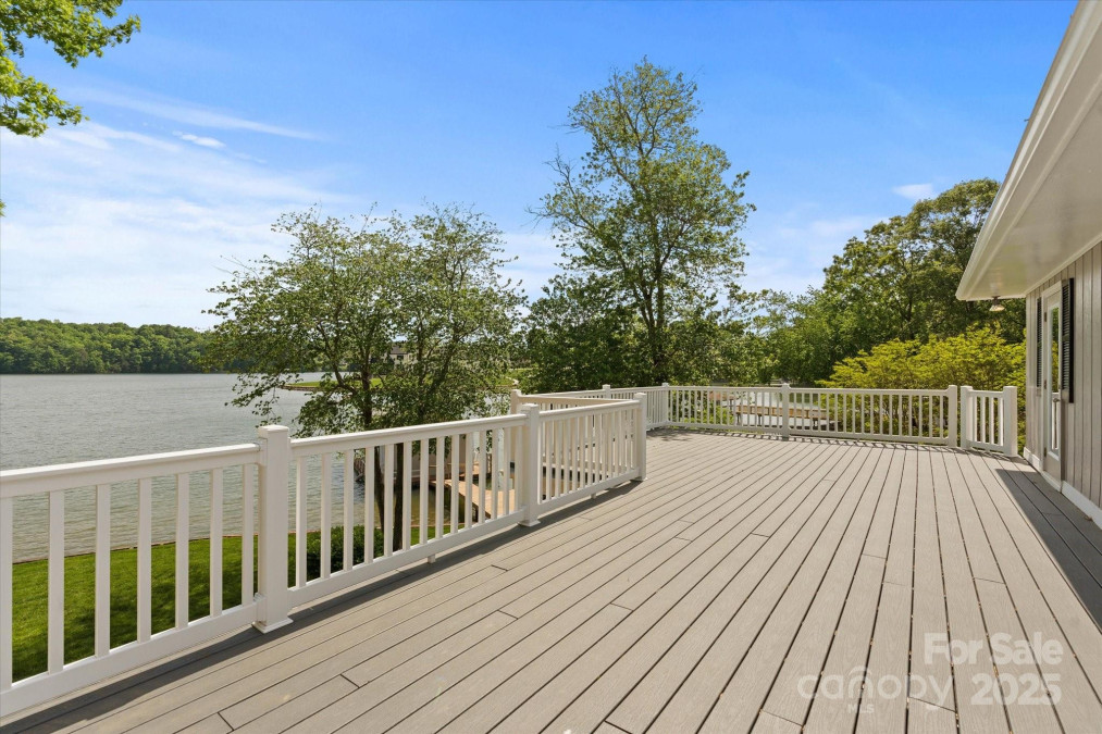 273 Leeward Point Loop Taylorsville, NC 28681