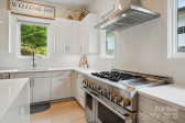9305 Valley Rd Charlotte, NC 28270