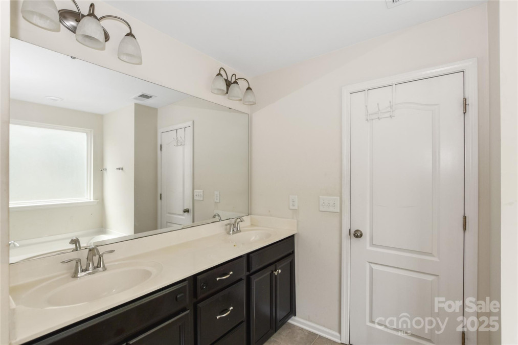10417 Ebbets Rd Charlotte, NC 28273