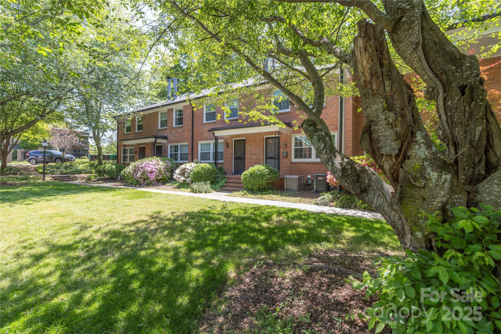 212 Laurel Ave Charlotte, NC 28207