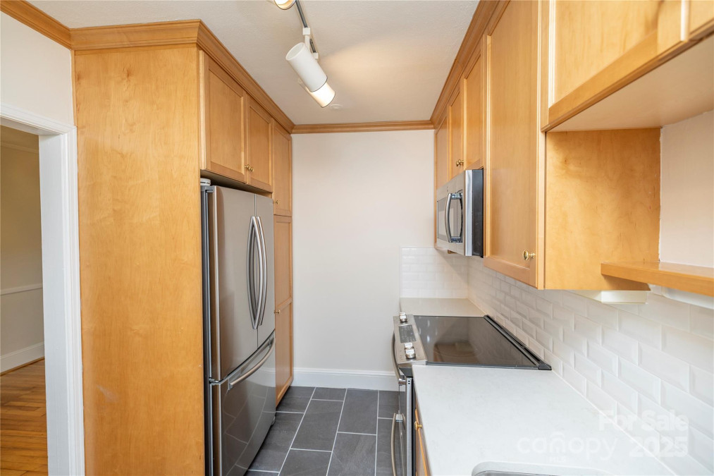 212 Laurel Ave Charlotte, NC 28207