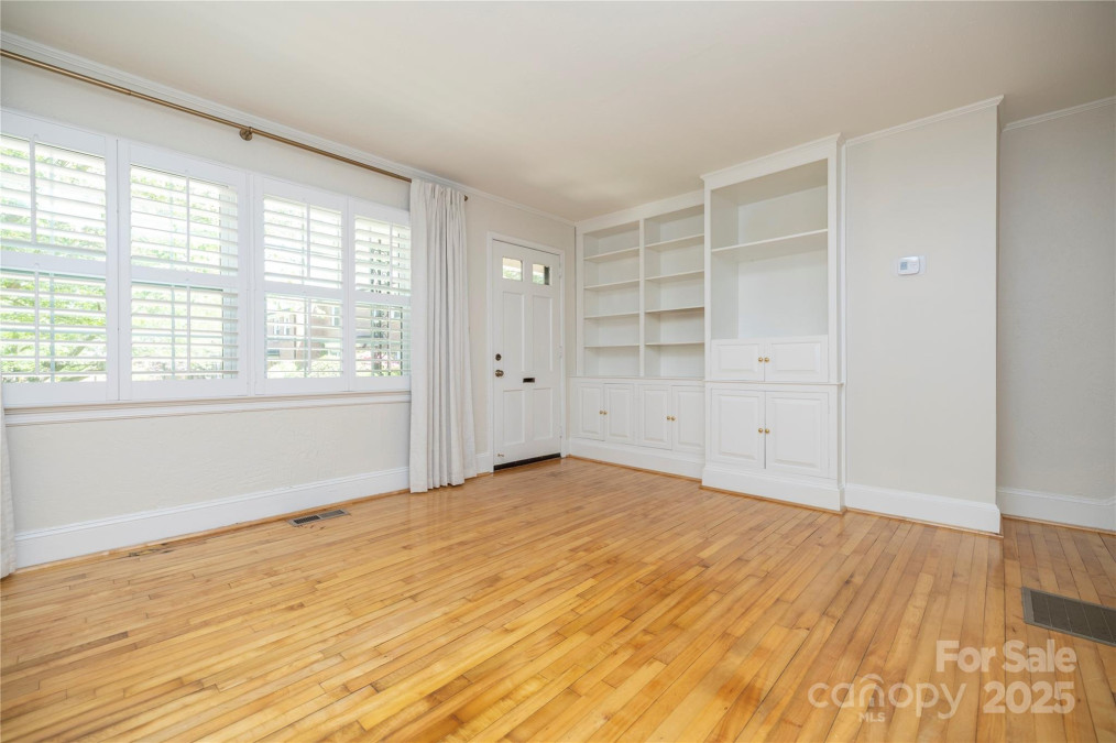 212 Laurel Ave Charlotte, NC 28207