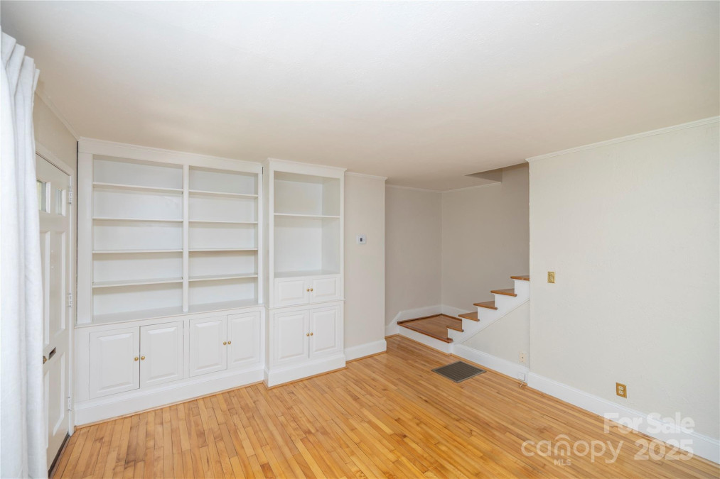 212 Laurel Ave Charlotte, NC 28207