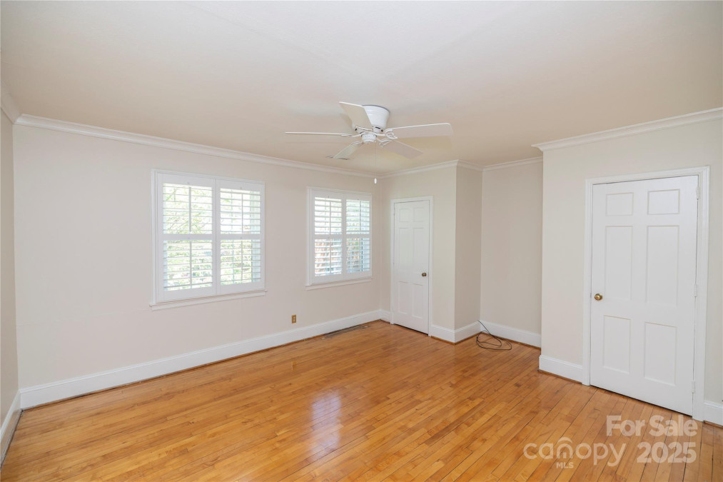212 Laurel Ave Charlotte, NC 28207