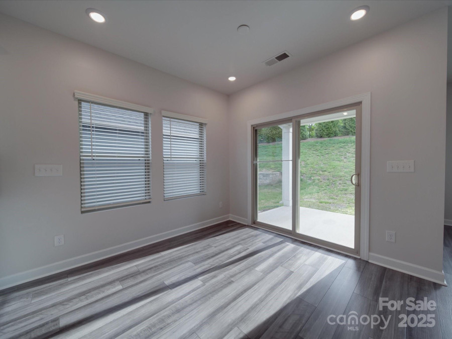 4142 Longmore Ln Kannapolis, NC 28081