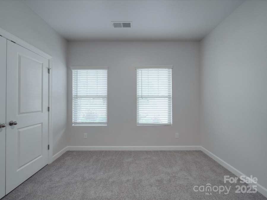 4142 Longmore Ln Kannapolis, NC 28081