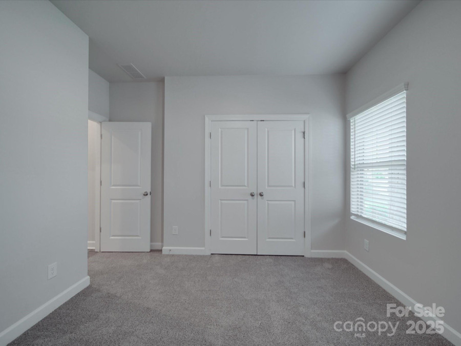 4142 Longmore Ln Kannapolis, NC 28081