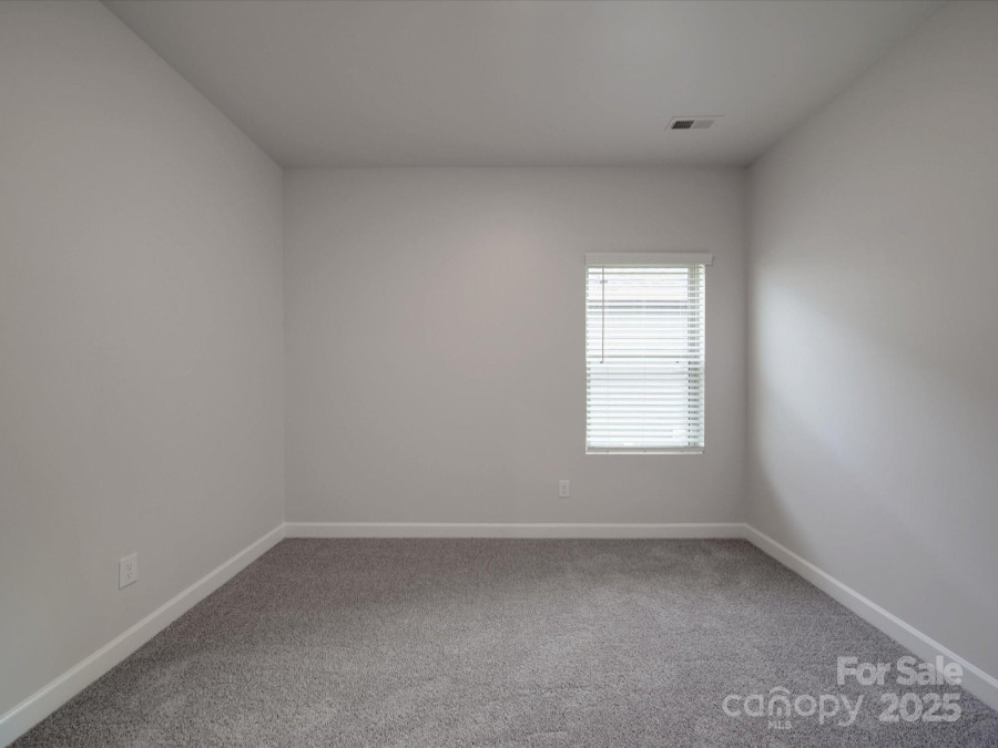 4142 Longmore Ln Kannapolis, NC 28081