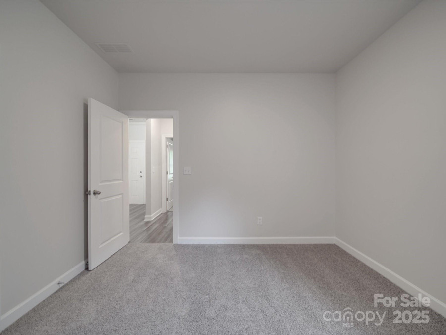 4142 Longmore Ln Kannapolis, NC 28081
