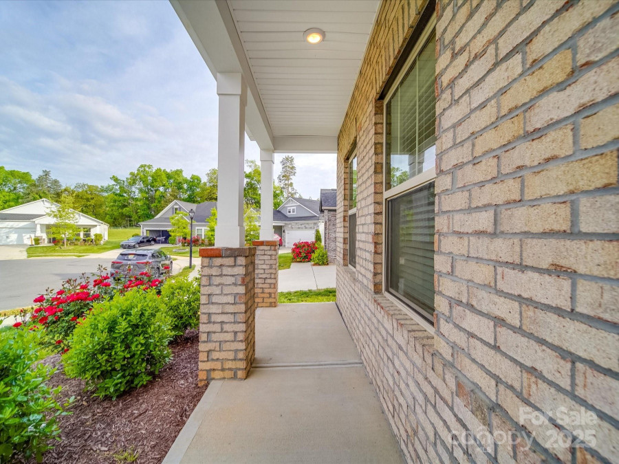 4142 Longmore Ln Kannapolis, NC 28081