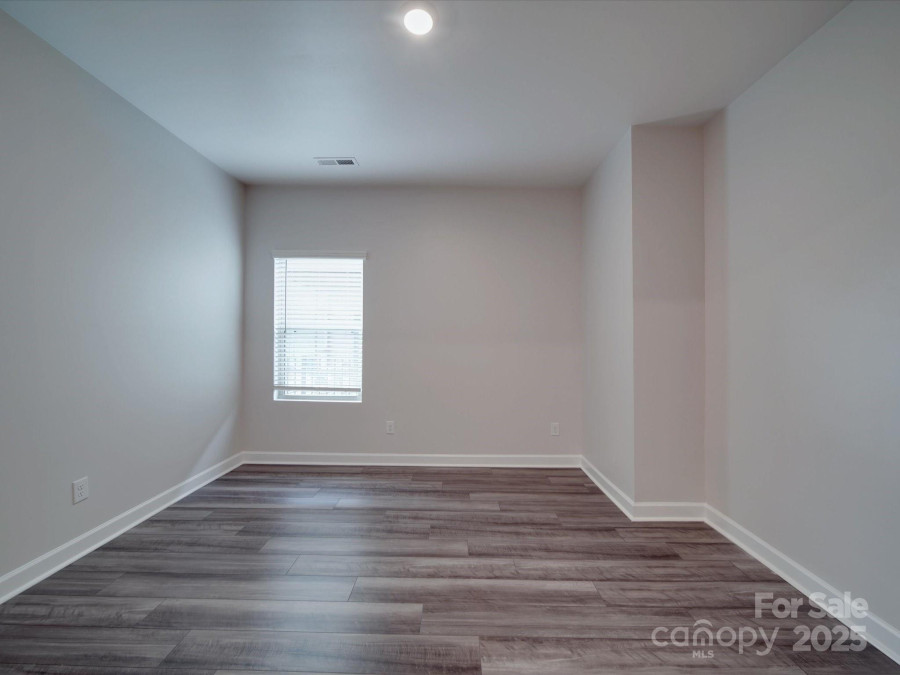 4142 Longmore Ln Kannapolis, NC 28081