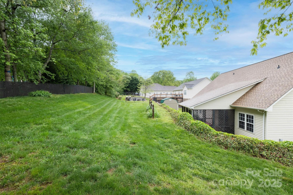 2478 23rd St Hickory, NC 28601