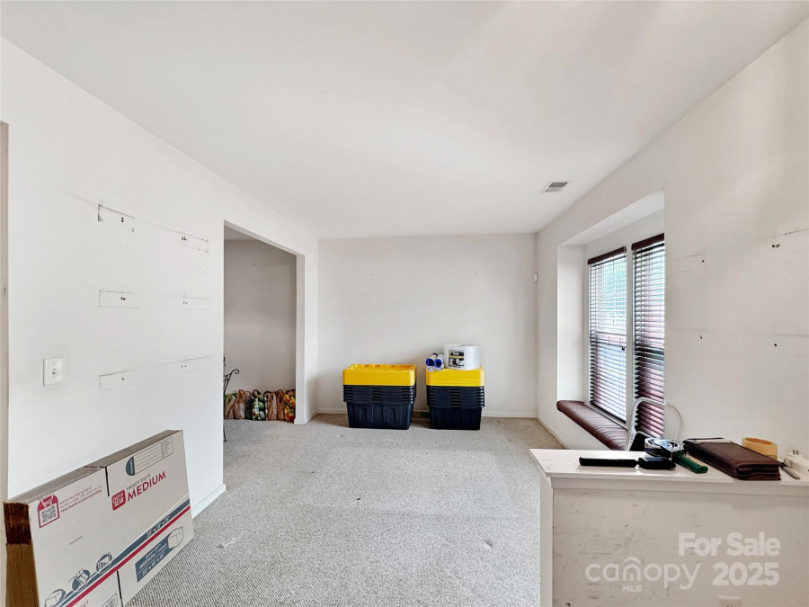 8326 Shinkansen Dr Charlotte, NC 28213