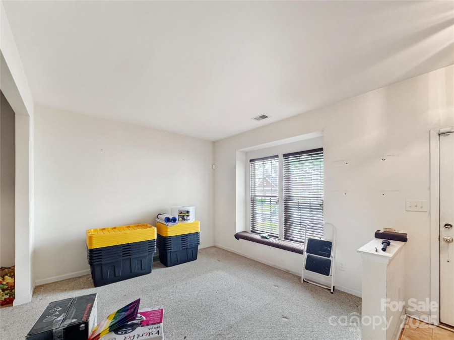 8326 Shinkansen Dr Charlotte, NC 28213
