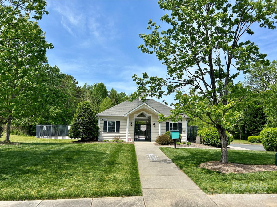 12713 Frank Wiley Ln Charlotte, NC 28278