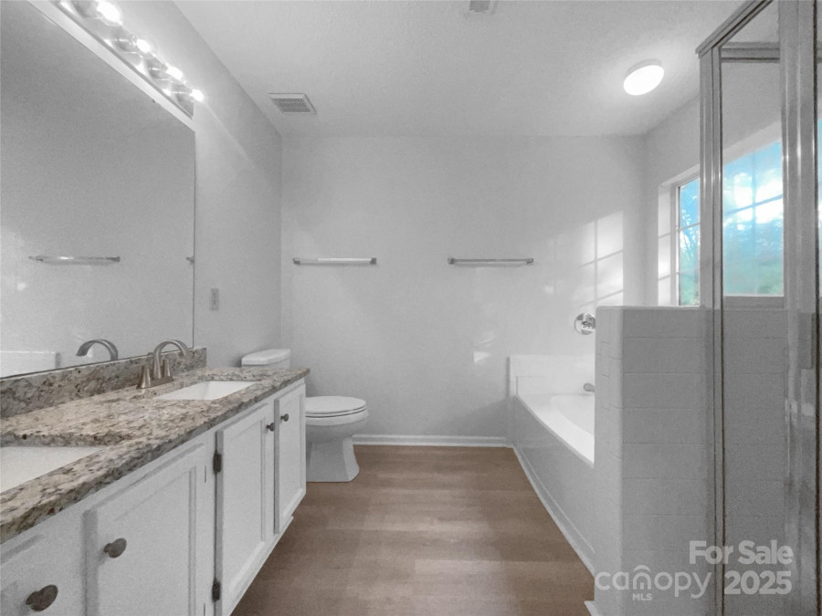 1415 Newfound Hollow Dr Charlotte, NC 28214