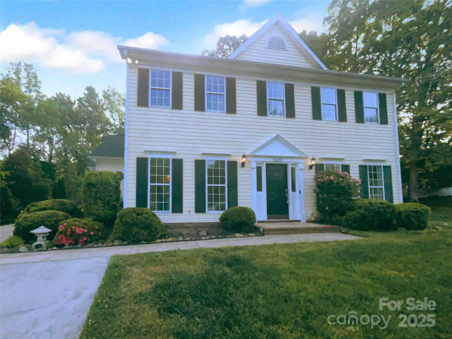 1415 Newfound Hollow Dr Charlotte, NC 28214