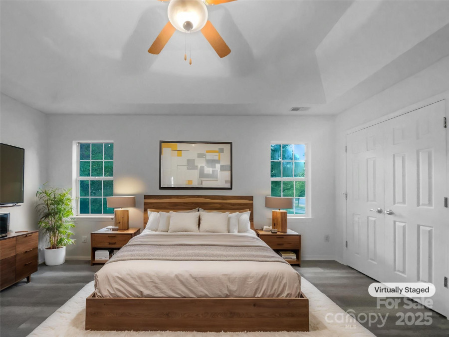 1415 Newfound Hollow Dr Charlotte, NC 28214