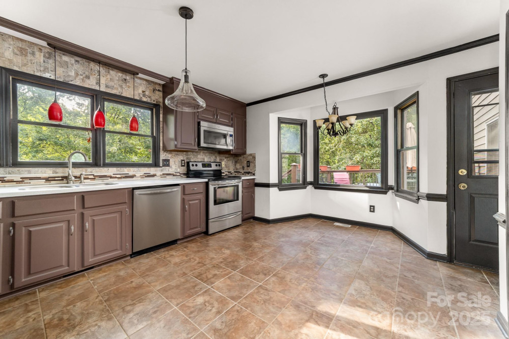 552 Blue Rock Dr Charlotte, NC 28213