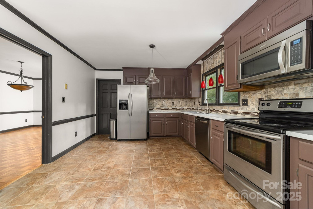 552 Blue Rock Dr Charlotte, NC 28213