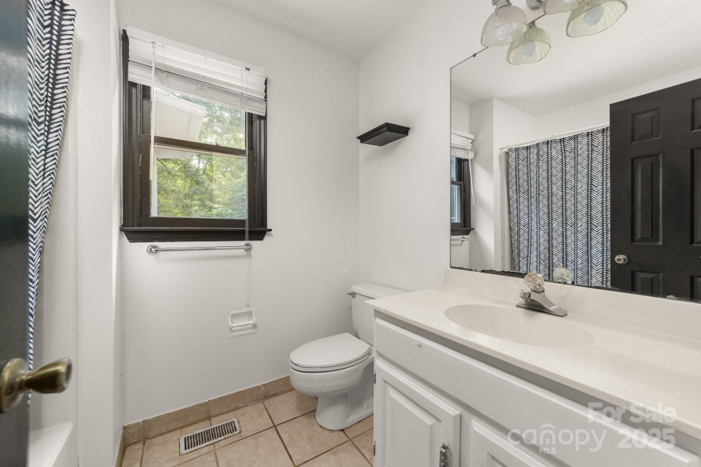 552 Blue Rock Dr Charlotte, NC 28213