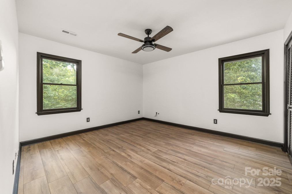 552 Blue Rock Dr Charlotte, NC 28213
