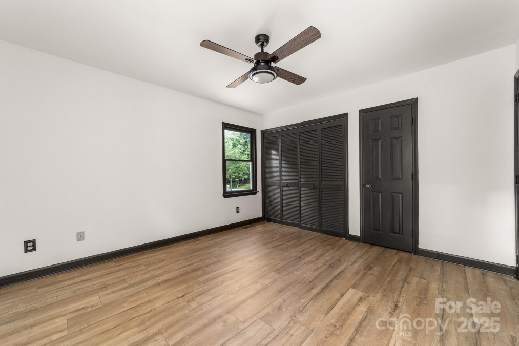 552 Blue Rock Dr Charlotte, NC 28213