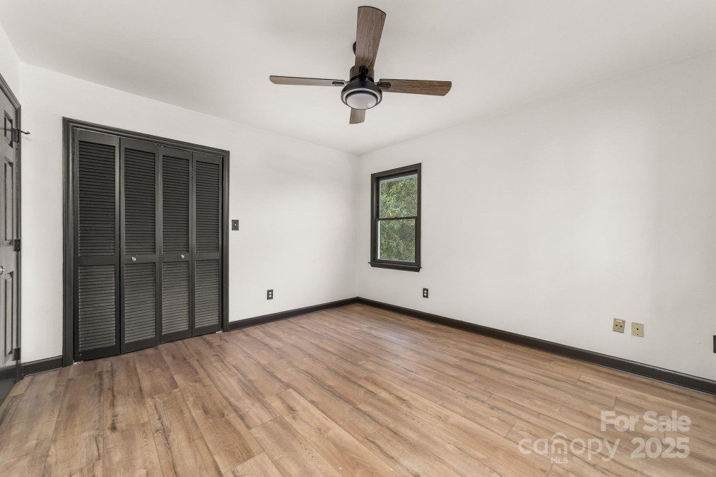 552 Blue Rock Dr Charlotte, NC 28213