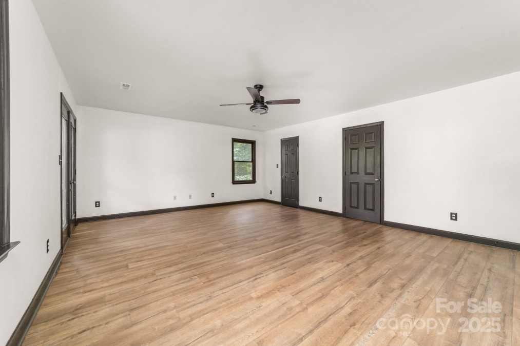 552 Blue Rock Dr Charlotte, NC 28213
