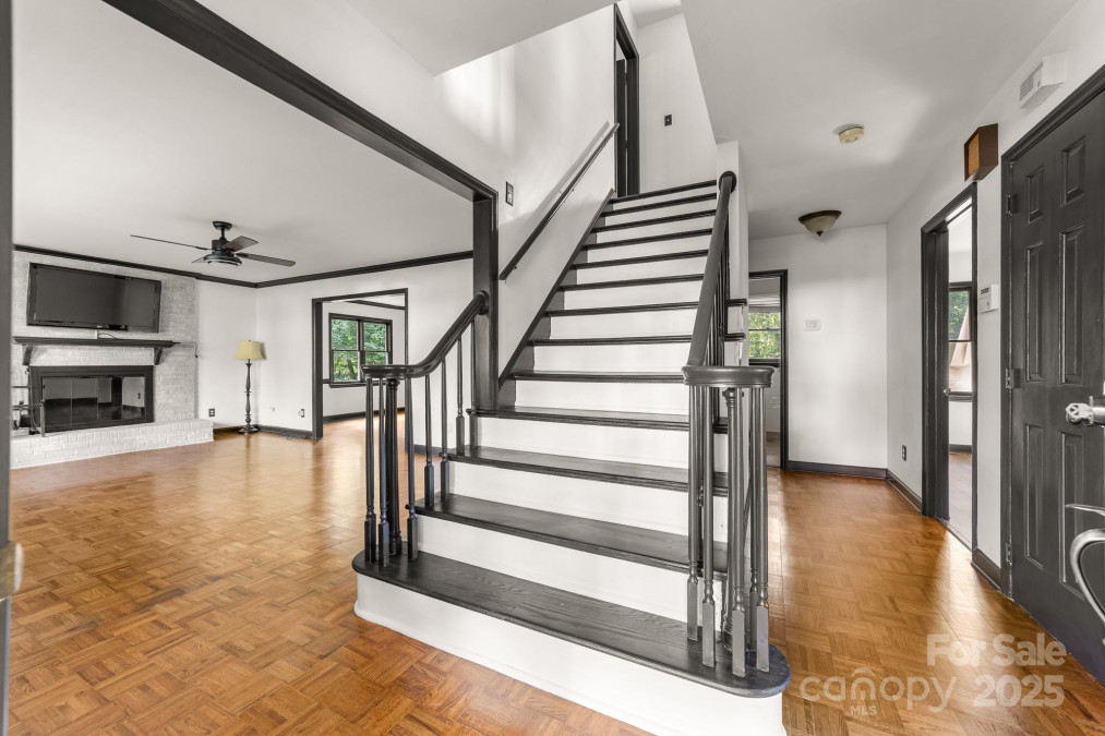 552 Blue Rock Dr Charlotte, NC 28213